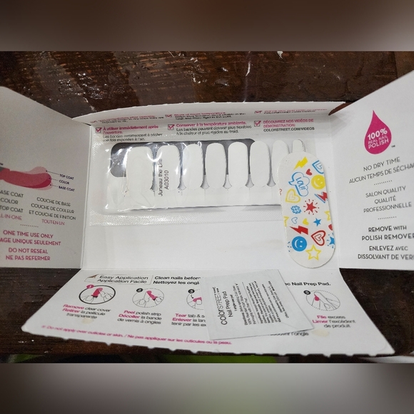 👸💅 NWT Color Street Nail Strips-Packaged Opened- Juneau the Drill - Picture 4 of 10